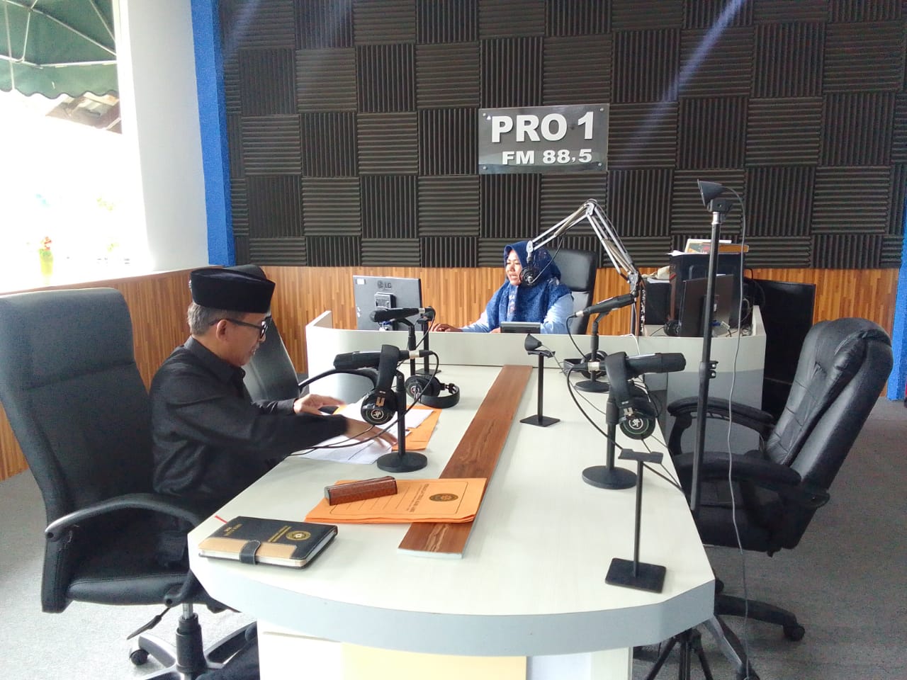 Silaturahmi KPTA Jambi dengan Kepala RRI Jambi