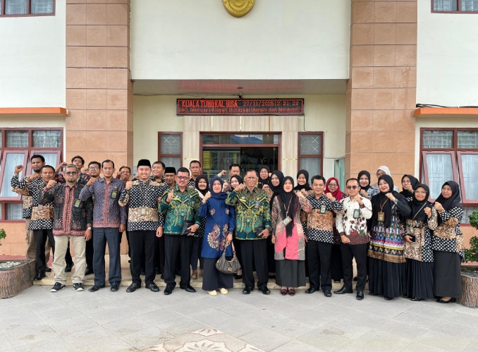 PEMBINAAN TUNGKAL DES 25 3