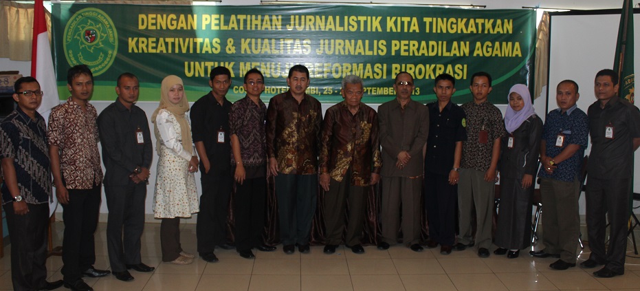 Tim Pembinaan dan Monitoring MA RI Kunjungi Ruang Redaksi Jurdilaga PTA Jambi