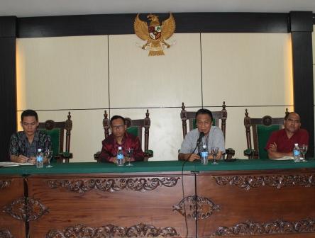 Inspektur Wilayah I Bawas MA-RI Berkunjung Ke PTA Jambi (04/12)